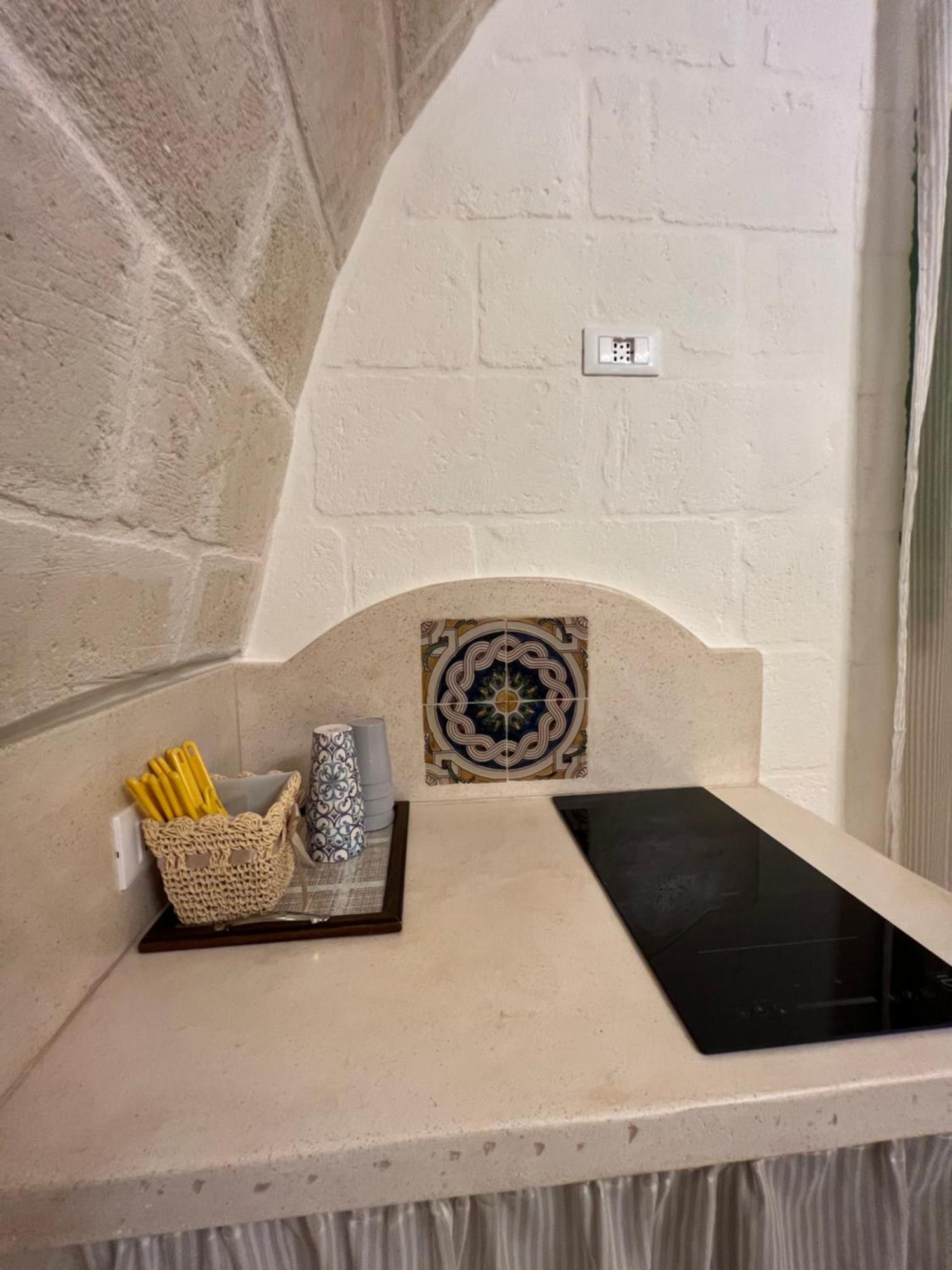 ファザーノ I Trulli Del Tupparello Bed & Breakfast エクステリア 写真