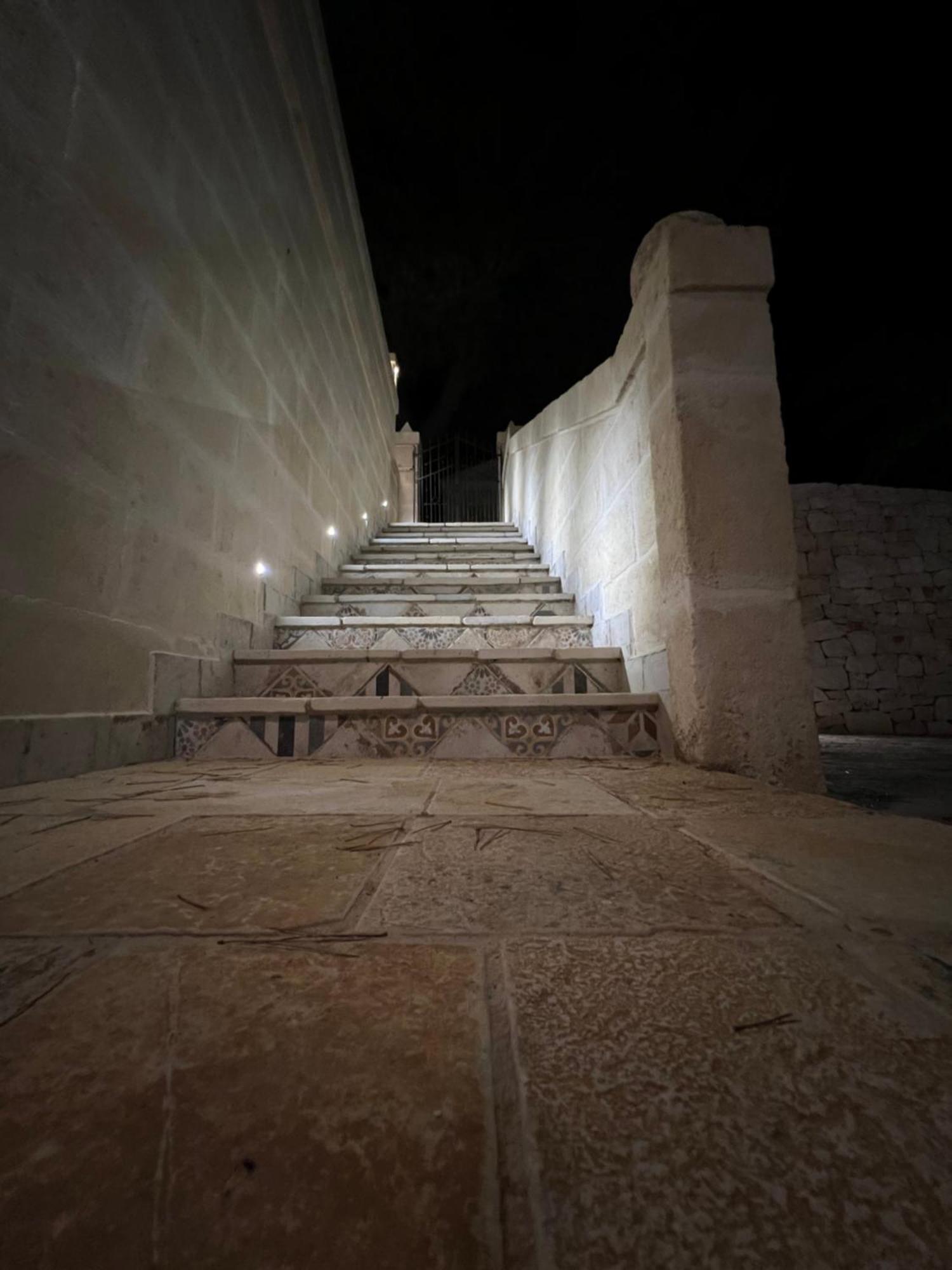 ファザーノ I Trulli Del Tupparello Bed & Breakfast エクステリア 写真
